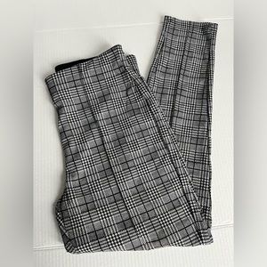 MAZE | Women’s Large | Black and White |Plaid | Stretch Pant | Leggings